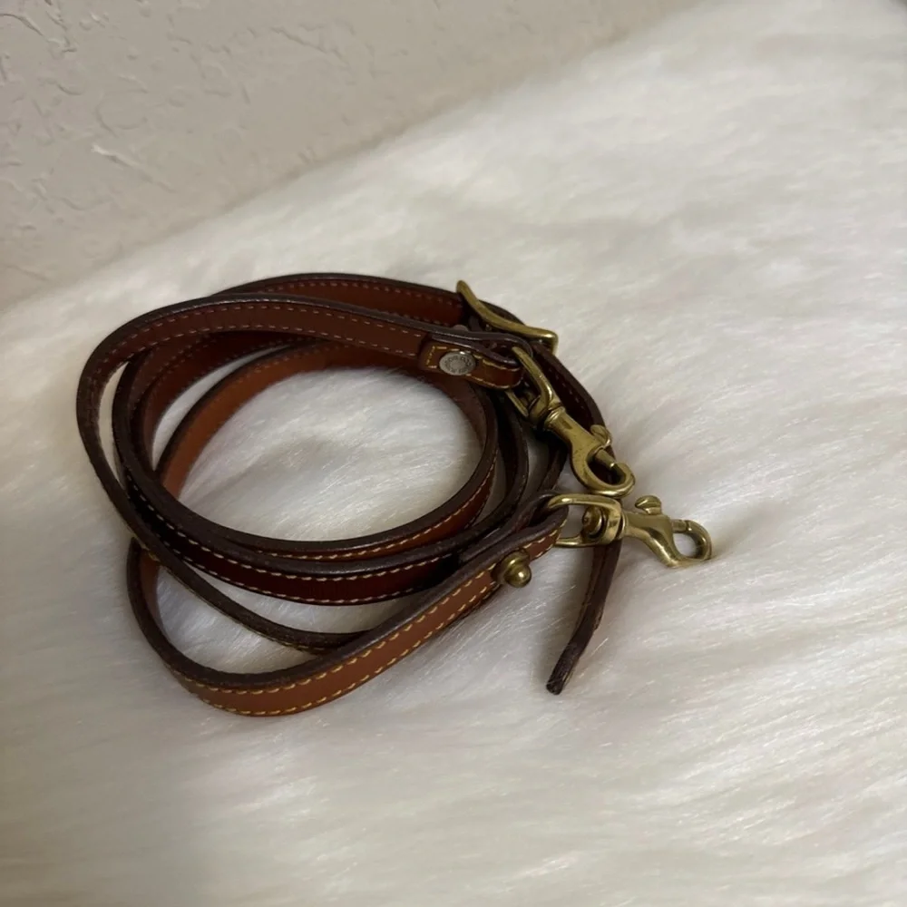 Dooney & Bourke Vintage Duck Bag - Picture 12 of 12